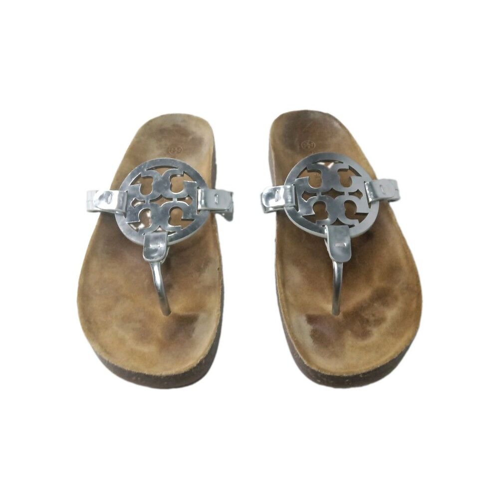 Tory Burch Miller Cloud Metallic Medallion Thong sandal Women's Size 9.5